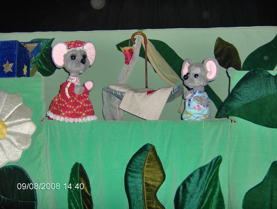 Сценарий сказки о глупом мышонке. Кукольный спектакль глупый мышонок. Сказка о глупом мышонке театр. Кукольный театр о глупом мышонке. Мышонок для театра кукольного.